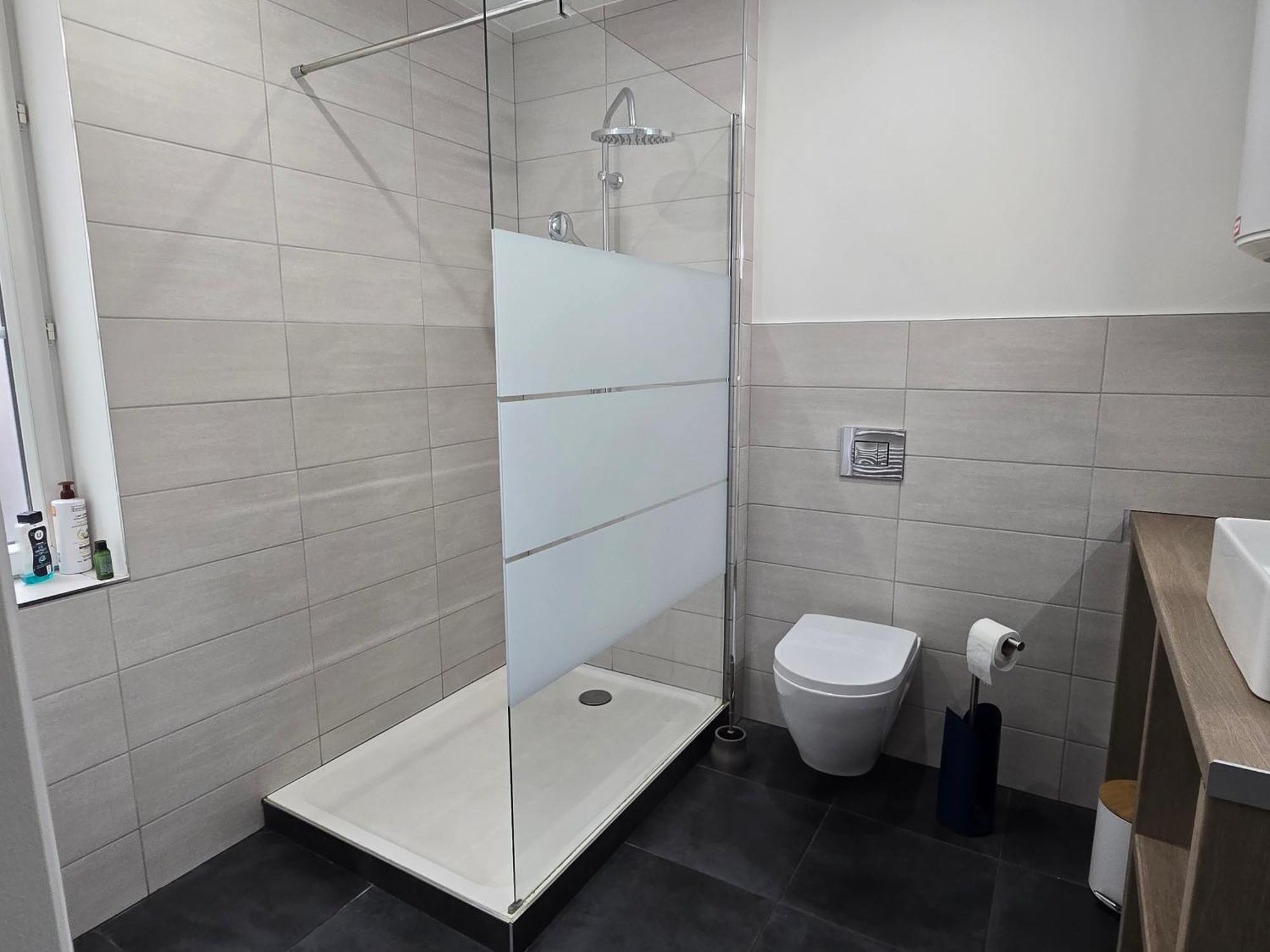 Appartement Au Calme Idealement Place A Macon. Exterior foto